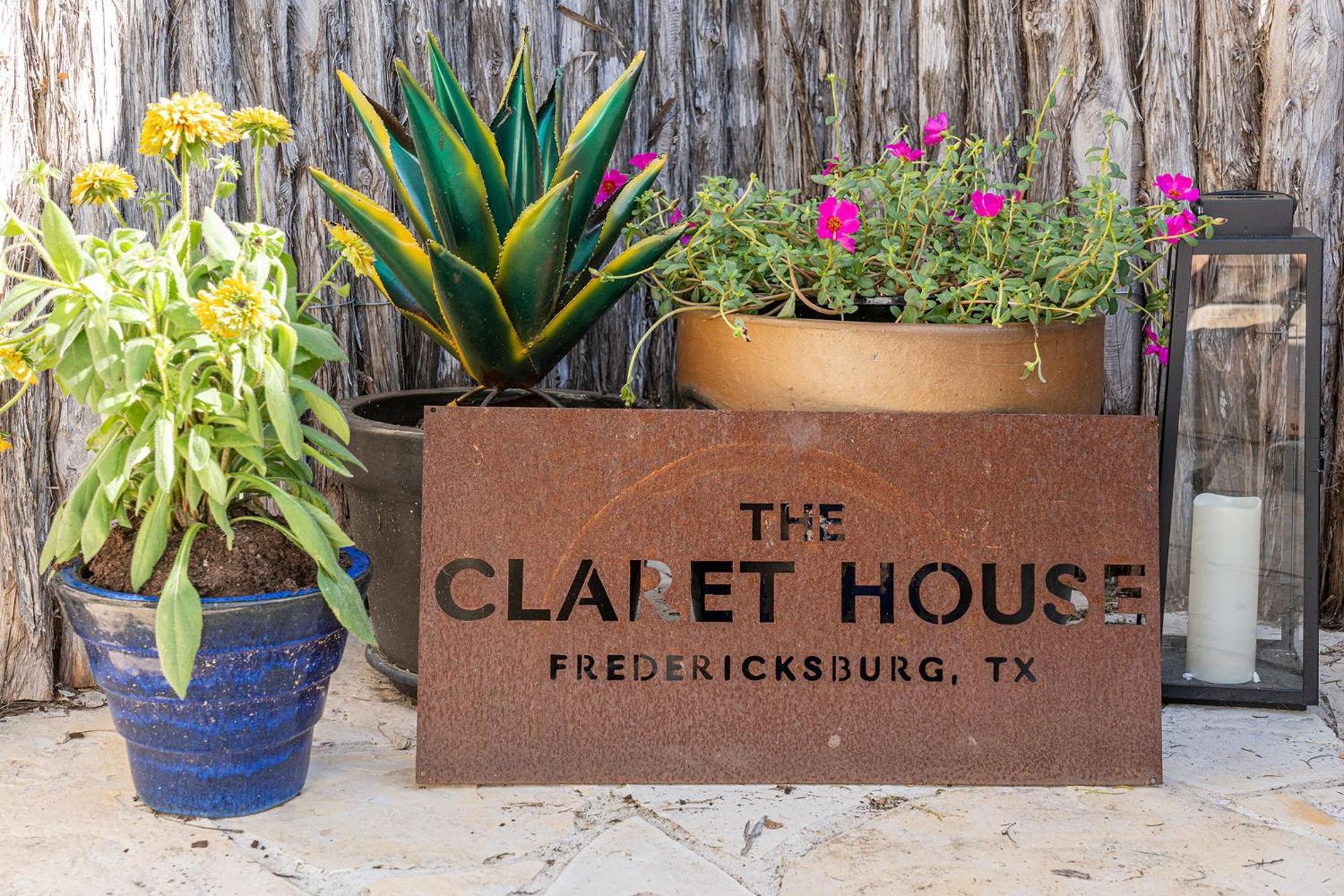 Claret House Full Kitchen And Private Hot Tub Villa Fredericksburg Exterior photo